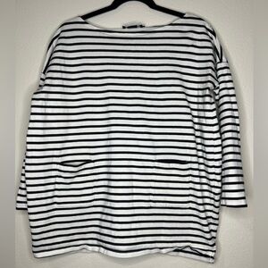 Hatch Maternity shirt size 2 (medium 6-8) worn a few times